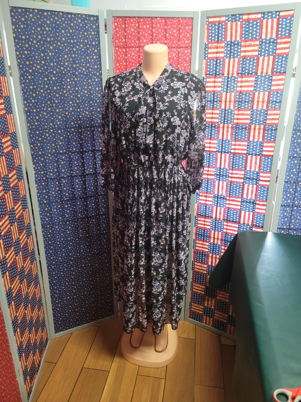 eva mendes for New York & Company Black Maxi Dress with Lavender Floral Print